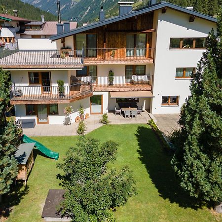 Gletscher-Landhaus Brunnenkogel ザンクト・レオンハルト・イム・ピッツタール エクステリア 写真